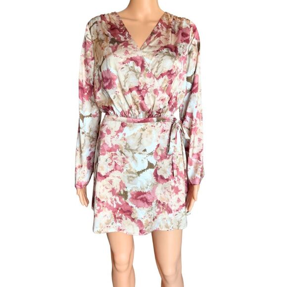 NWT Sadie & Sage Beige Maroon Floral V Neck Romper - Picture 1 of 5